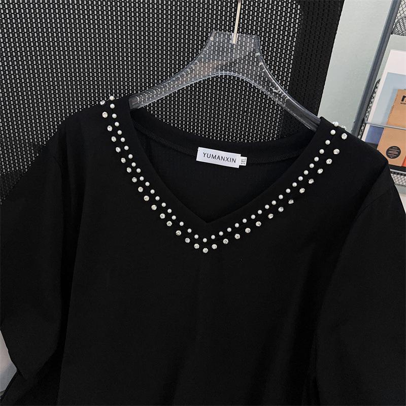 Свободная футболка с V-образным вырезом, средней длины, с короткими рукавами, для женщин, больших размеров