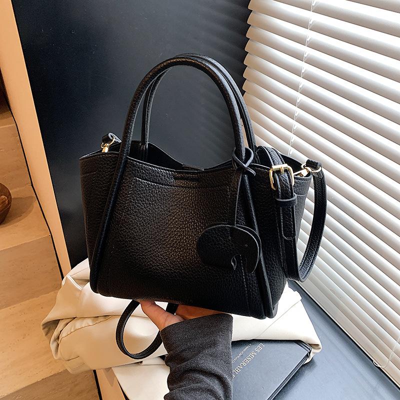Bag Women's New Fashion Versatile Handbag Casual Messenger Bag