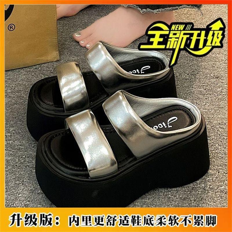 Универсальные босоножки на толстой подошве, увеличивающие рост, новые модели летом 2024 года, простые и модные, невысокие люди показывают рост, босоножки на подошве-бублике