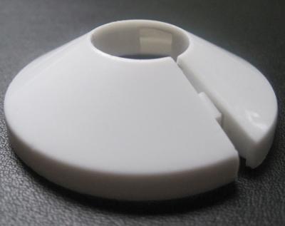Biała Rozeta (Plastikowy Kołnierz Do Osłony Rur Grzejnikowych) 18 Mm