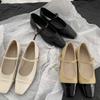 Модная женская обувь на плоской подошве 2025 Весна и Осень Туфли Мэри Джейн для женщин Французский квадратный носок Плоская женская обувь Большой размер 41 42 43