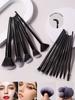 Набор из 14 черных кистей для макияжа, теней для век, пудры, тонального крема, консилера, косметических кистей для растушевки макияжа, косметических инструментов