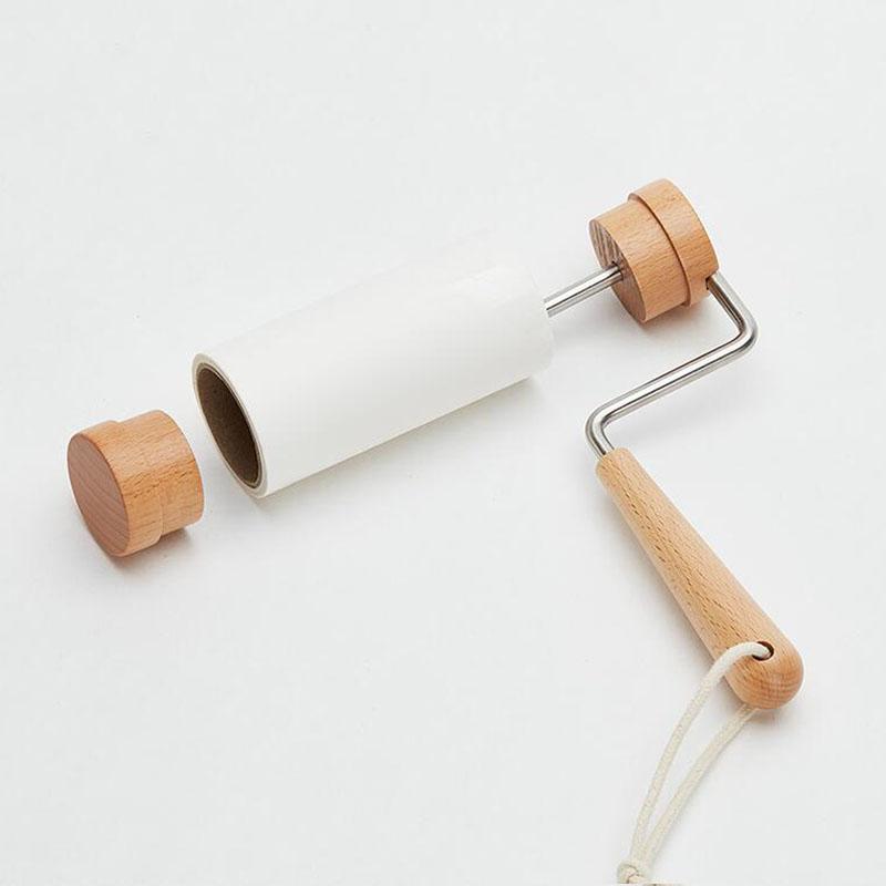 Eco Friendly Wooden Handle Sticking Refills Pet Hair Remover Lint Roller
