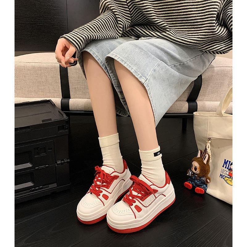 5Cm thick-soled women's versatile 2026 new European retro muffin sports and leisure women's shoes heightening board shoes
