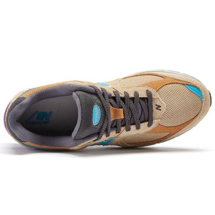 New Balance Кроссовки унисекс 2002R Incense Светло-коричневые M2002RWA