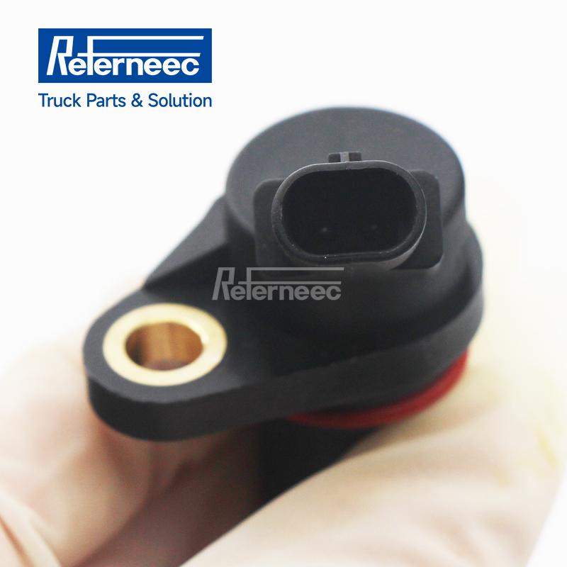 REFERNEEC Sensor Crankshaft Camshaft Position Seneor RPM 0061534228 A0061534228
