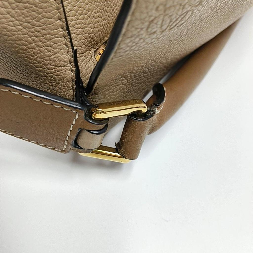 [Pre-Owned] Puzzle Medium Brown Leather Geometric Shoulder Bag With Gold Hardware And Detachable Strap - Good #1GUI4UV