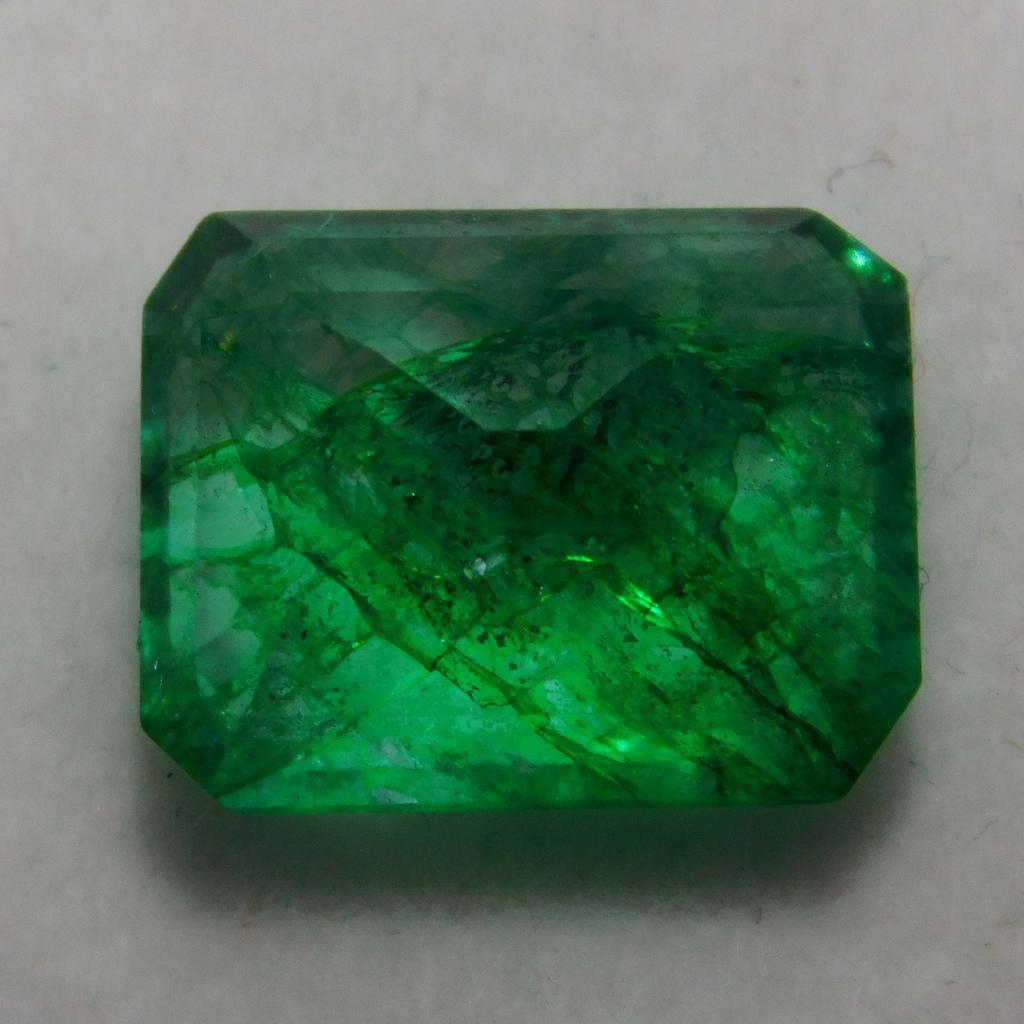 Natural Colombian Emerald Emerald Shape 7 Ct Green Loose Gemstone