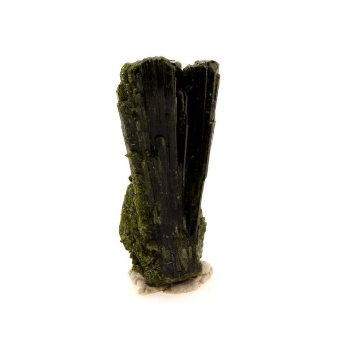 Epidote 25.09 carats