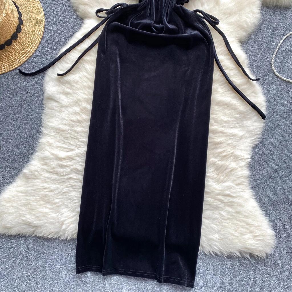 2024 Холтер Сексуальное бархатное цельное платье Женское V-образным вырезом с открытой спиной на шнуровке Slim Fit Платья Женская мода Сплит Длинное элегантное вечернее платье