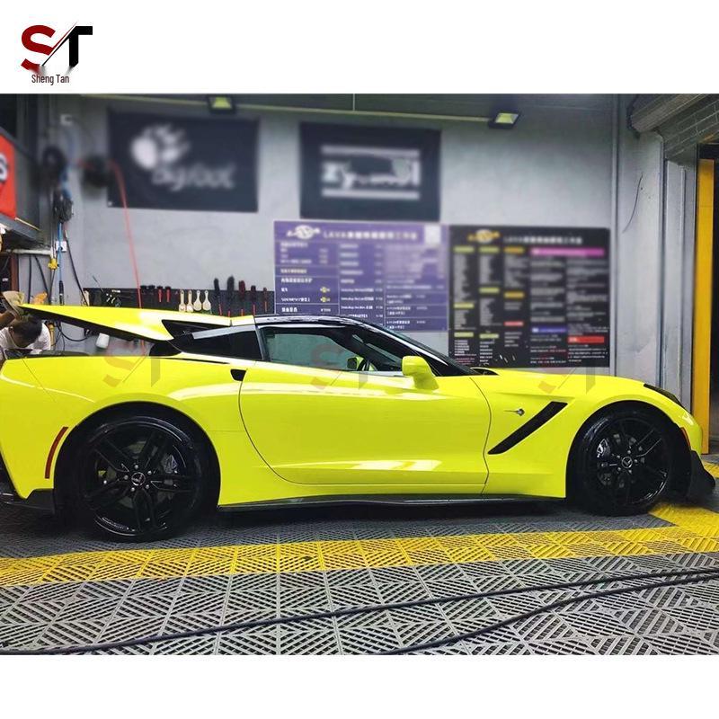 Carbon Fiber Side Skirts for Chevrolet Corvette C7