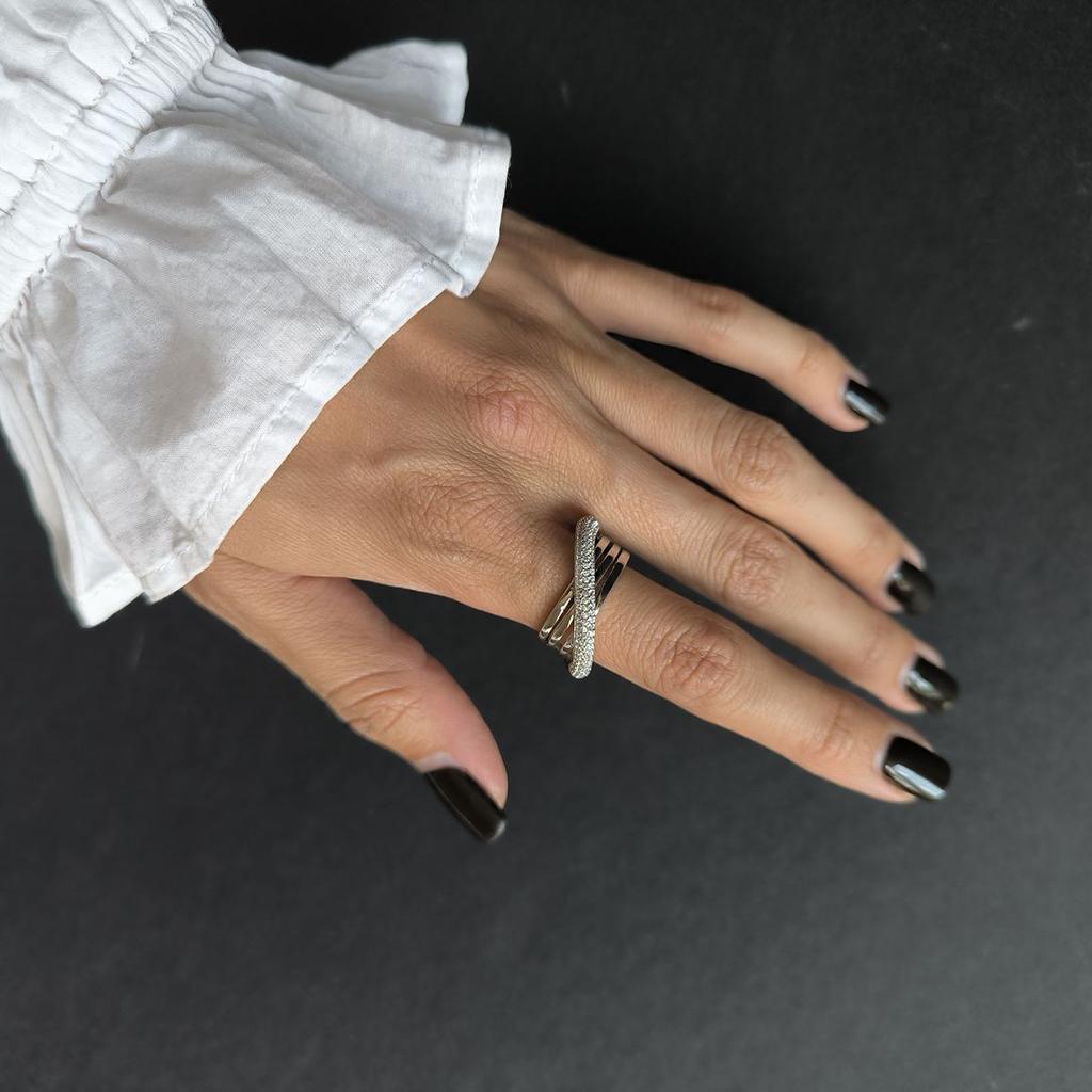 Silver Ring with Cubic Zirconia, Item Weight 7.01 G (2191933)