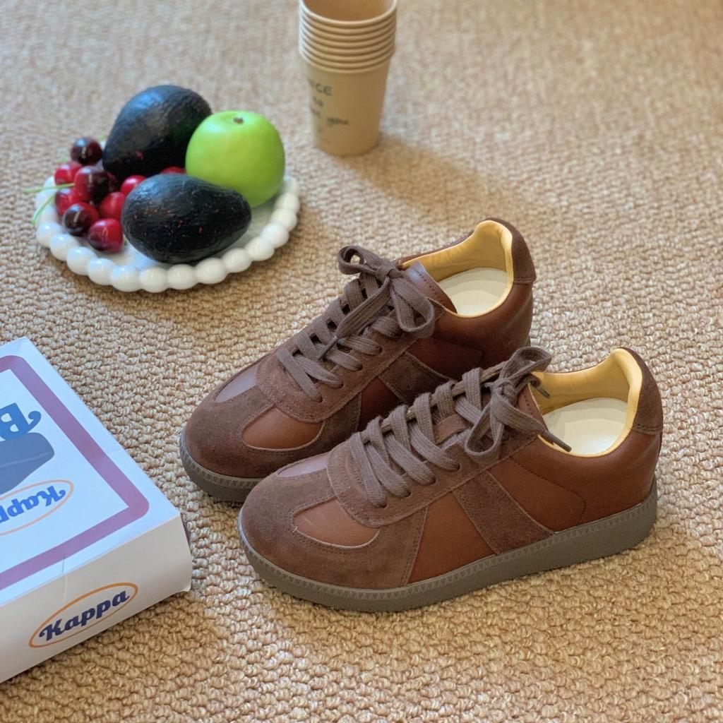 Повседневная женская обувь весна и осень 2025 новая обувь женская трендовая универсальная нишевая на плоской подошве спортивная обувь с чувством дизайна обувь для пары