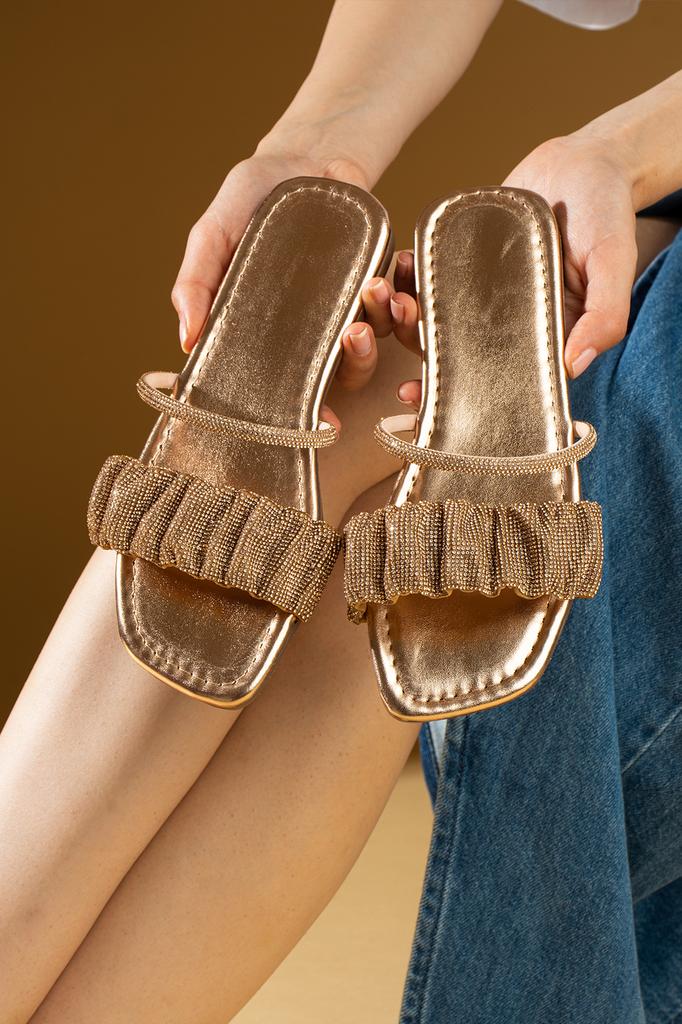 Удобные женские тапочки с толстыми полосками и камнями 012-395-24