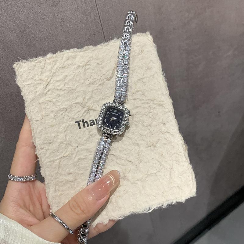 Ladies Watch Women'S Niche Light Luxury Temperament Full Of Diamonds Square Dial Bracelet Quartz Watch