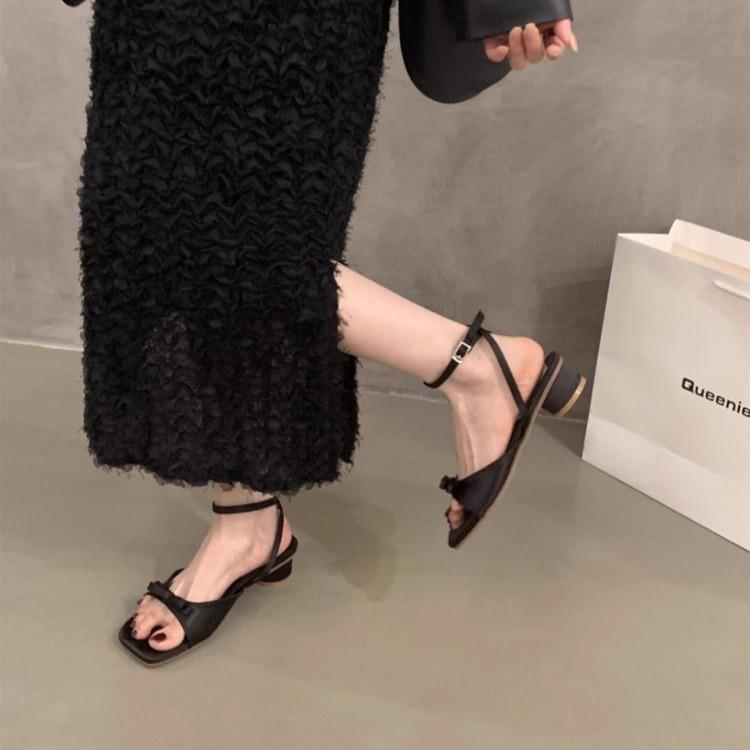 Fashion 2024 Summer Designer Women Sandals Fashion Casaul Open Toe Banquet Sandals Ladies Comfortable Beach Slides Shoes