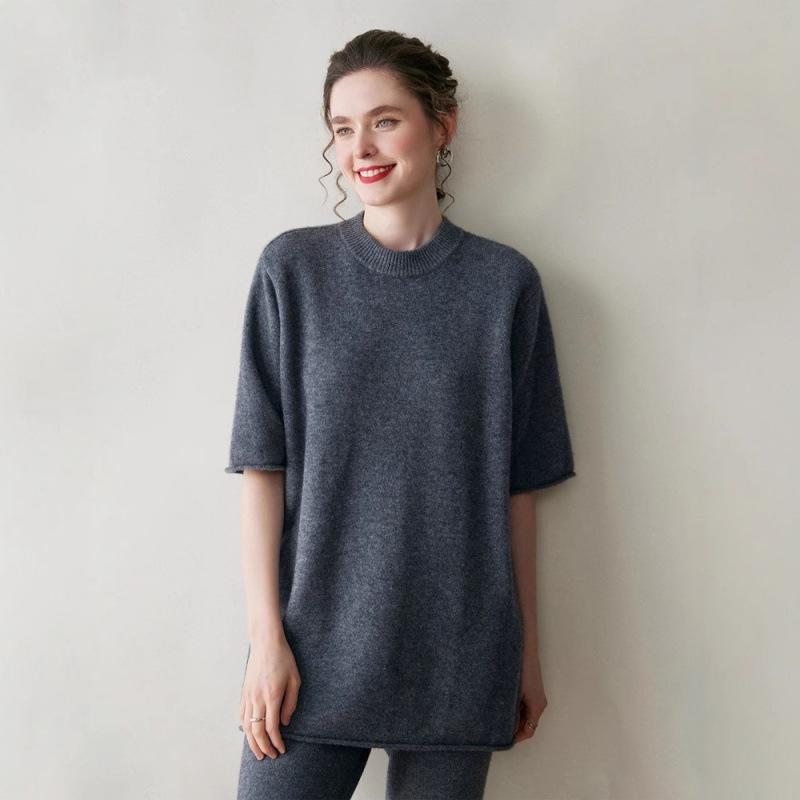 Кашемировый трикотажный женский свитер с круглым вырезом: Свободный крой для осени/зимы