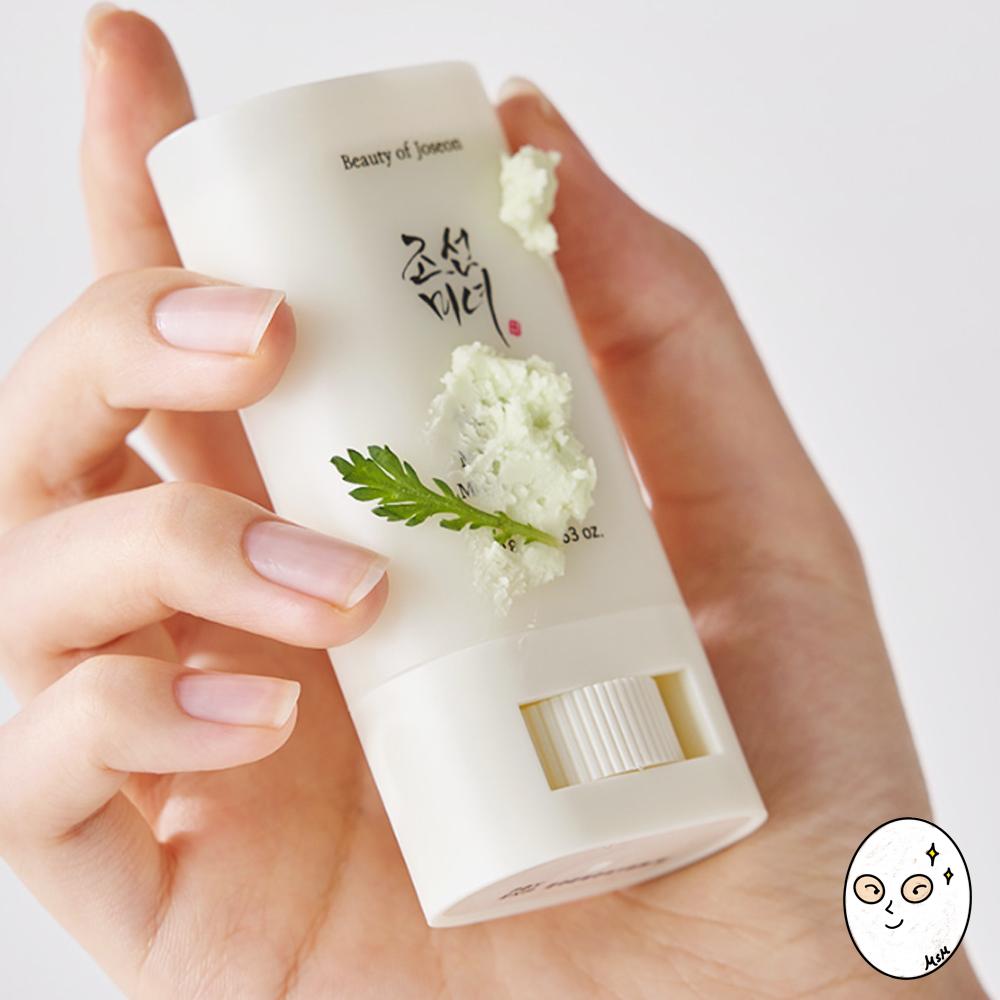 Joseon Beauty Успокаивающий солнцезащитный стик с полынью 18 г – SPF50+ PA++++