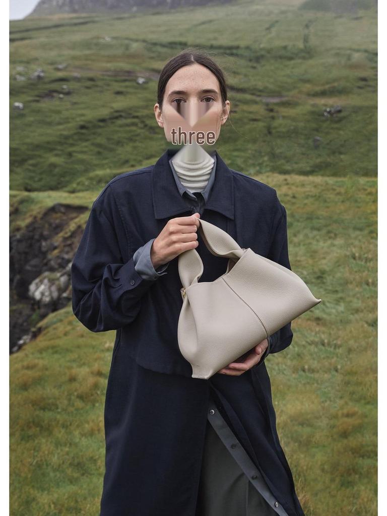 Niche Design Cloud Dumpling Women's Versatile Soft Lunch Box Shoulder Crossbody Bag