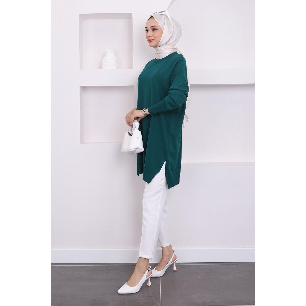 Туника из тонкого мерсеризованного свободного трикотажа темного цвета фуксии с круглым вырезом