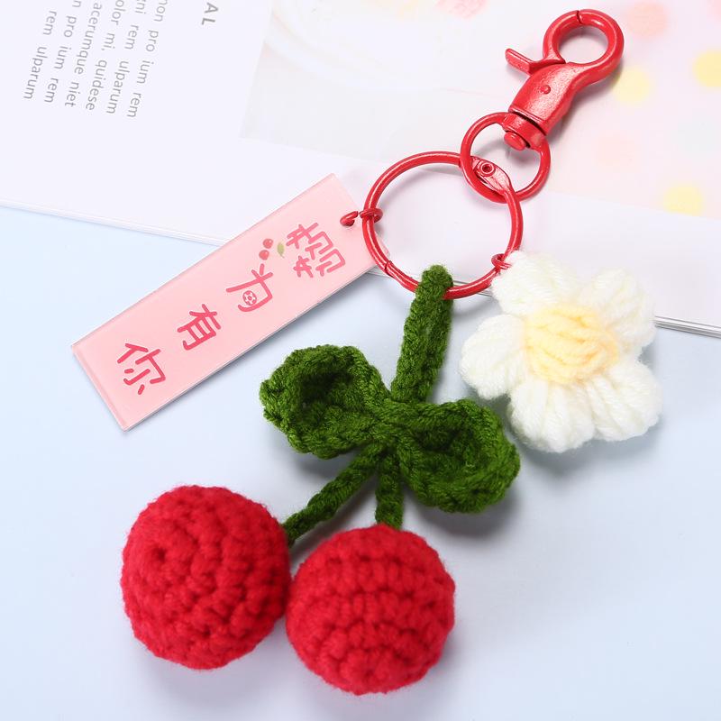 Вишневый брелок-подвеска с крючком в подарочной коробке с сумкой - Аксессуары для одежды