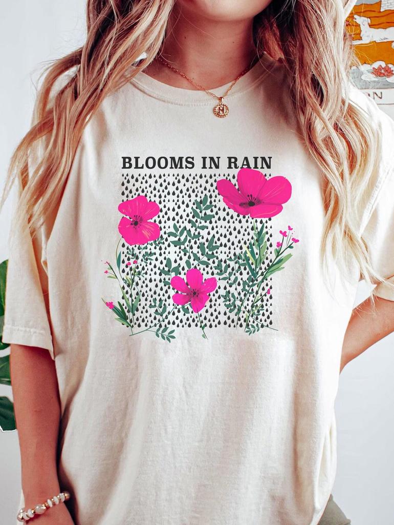 Vintage Floral Graphic T-Shirt, Retro Botanical Design