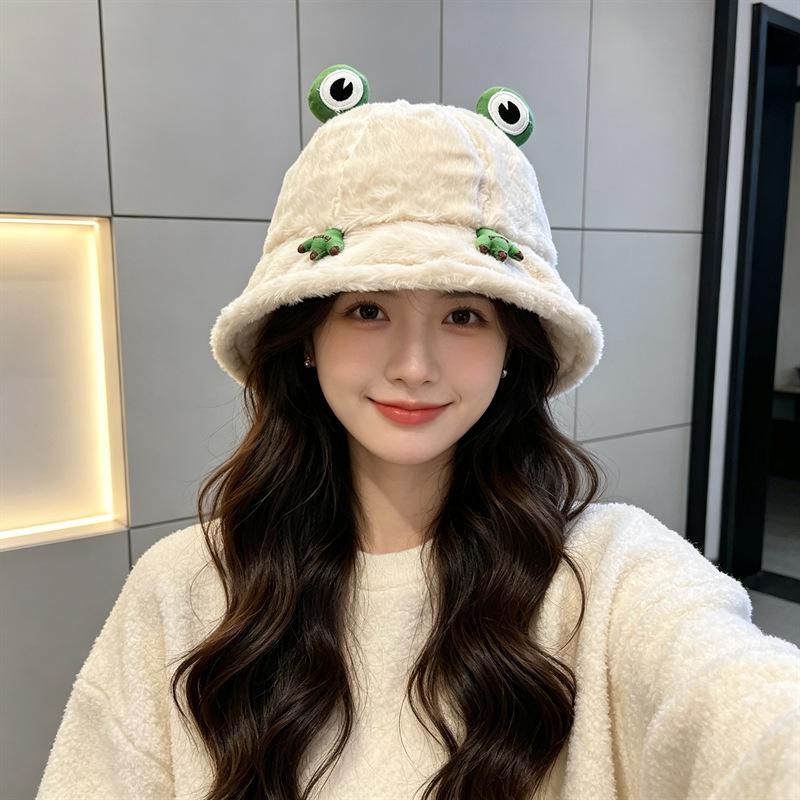 Autumn and winter new cartoon plush hat women's cute versatile warm face bucket hat ear protection bucket hat