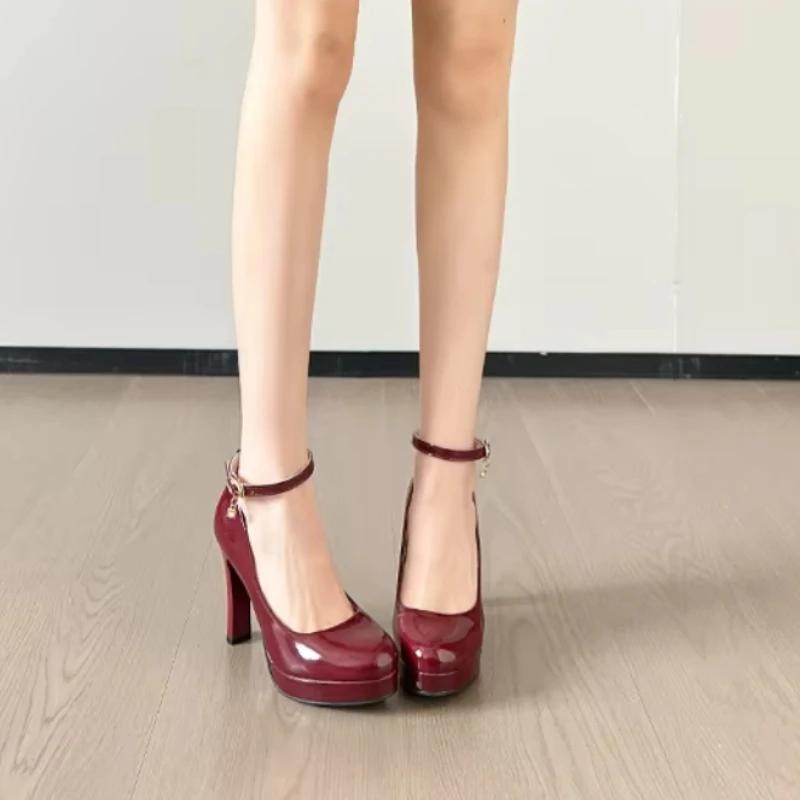 Fashion Thick-sole Waterproof Platform High Heels Model Show Sexy Black Patent Leather Dress Fashionable Ultra-high Heels Summer Large