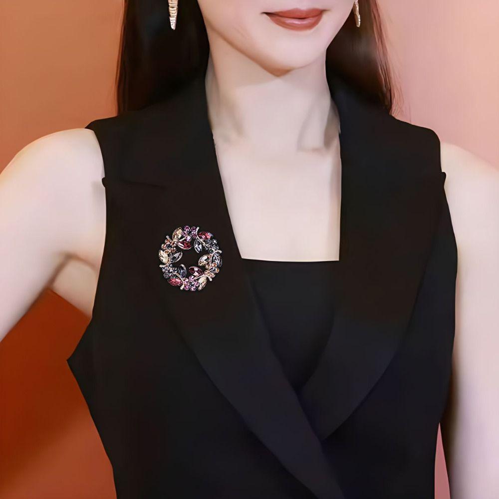 Брошь-венок из цинкового сплава с оливковой ветвью Женская брошь Милый зажим с оливковой ветвью и стразами Подарки