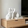 Минималистичная 3D-печатная статуэтка женщины, гладящей кошку, Черно-белая статуя любви, Современная арт-скульптура для стола, полки, домашнего декора, Креативный подарок для пар