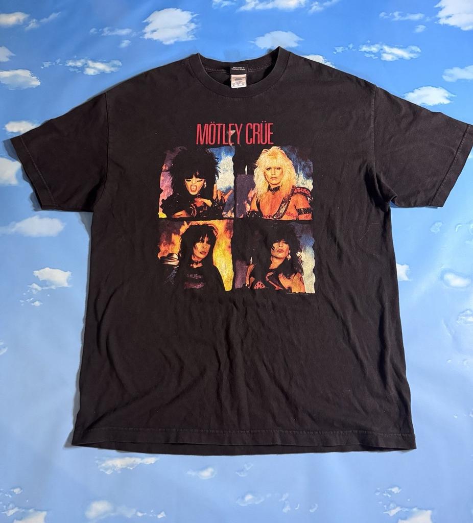 VTG Y2K L/XL Motley Crue Faded Black Music Concert Tour T Shirt