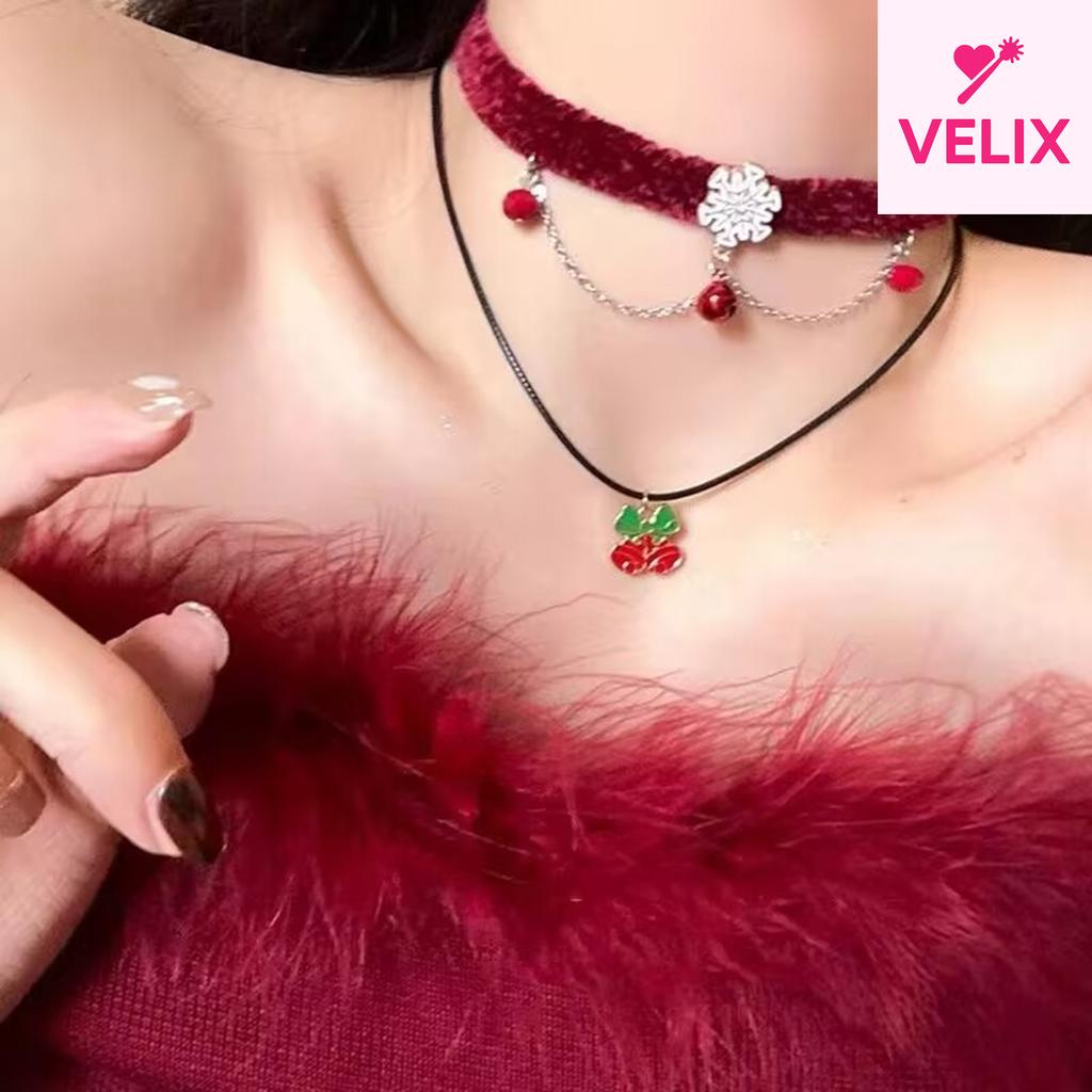 Y2K Hottie Red Plush Double Layer Collarbone Chain Christmas Bell Snowflake Niche Light Luxury Stack Jewelry Gift For Women