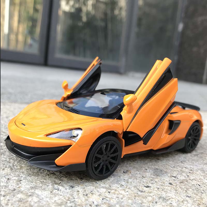 1/32 литой под давлением McLaren 600LT спортивная модель автомобиля игрушка сплав имитация звука свет инерционный суперкар игрушки транспортное средство для подарка