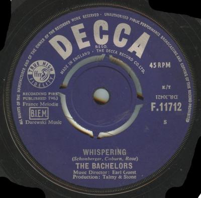 7-дюймовая пластинка BACHELORS - Whispering F11712 Decca 1963 UK Поп Б/У