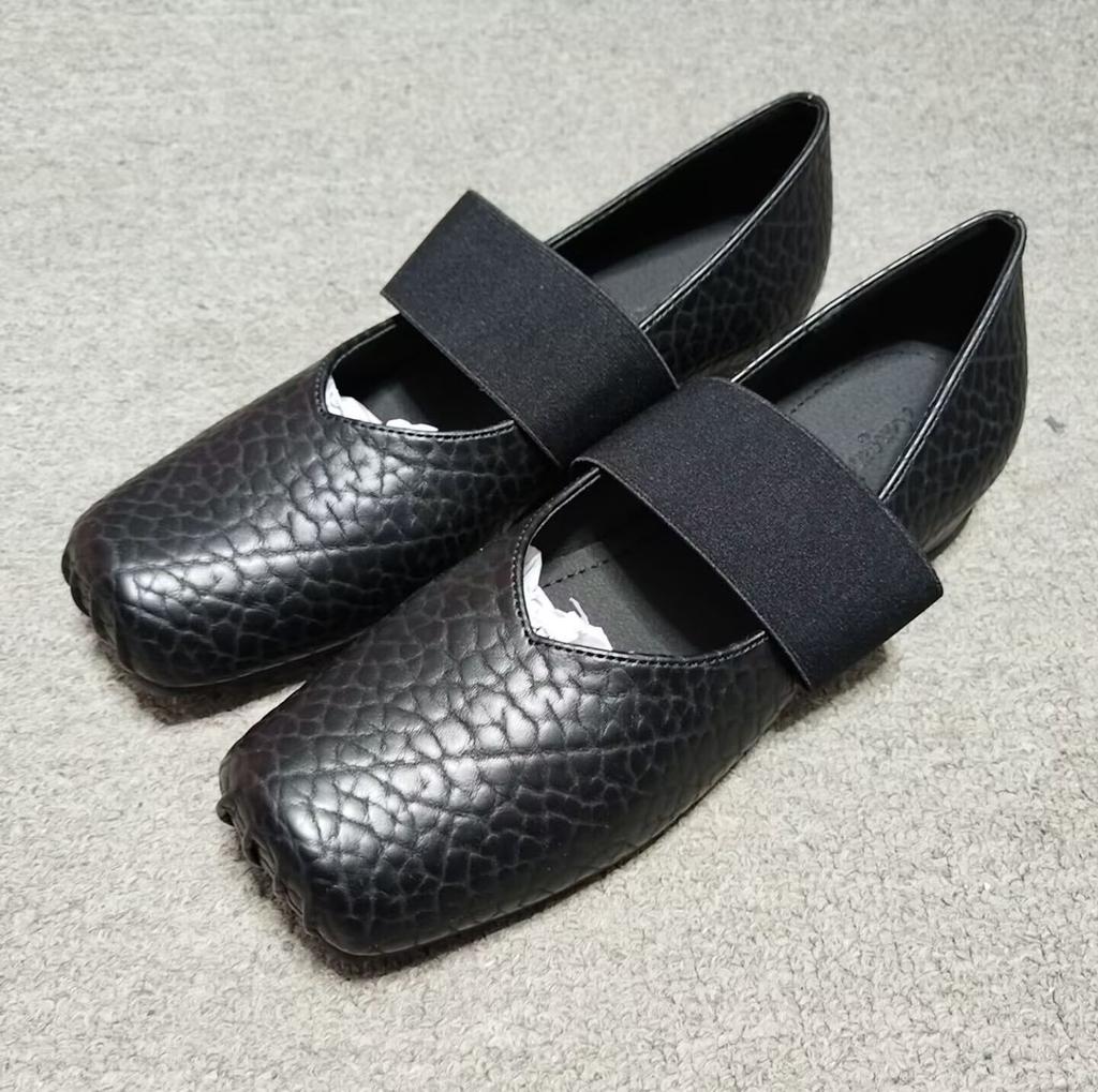 Mary Jane Shoes Women's 25 New Retro French Thick Heel Pig Nose Elephant Pattern Rubber Band Design Ballet Fashion Shoes