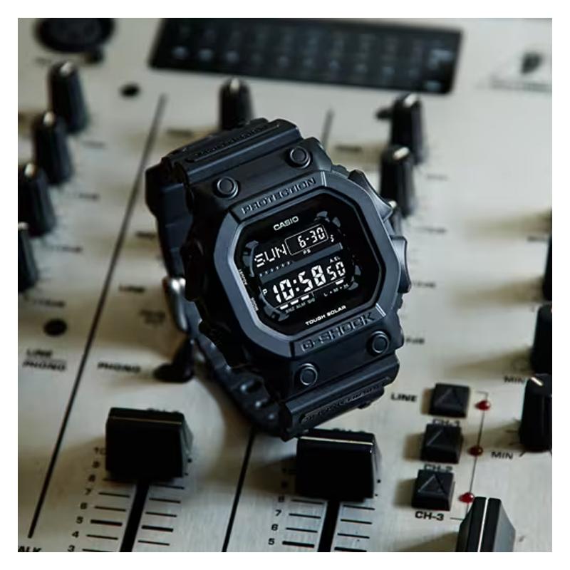 Casio Серия DIGITAL-квадратная, водонепроницаемость 200 метров, кварцевый механизм, полимерный ремешок, японские и корейские часы, мужские часы, черный циферблат GXW-56BB-1JF