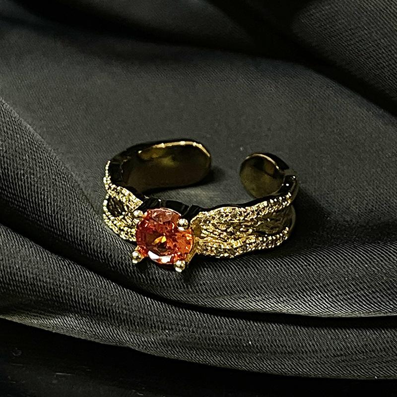 Средневековое кольцо Bratti Gold Неправильное полое открытое кольцо Высокий сенс Легкое роскошное кольцо Женское