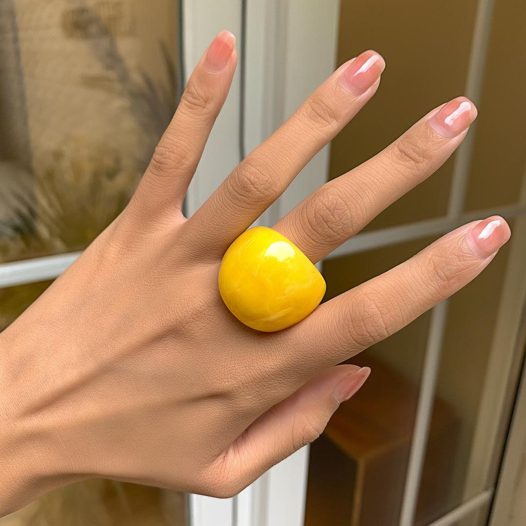 Korean Simple Acrylic Rings Vintage Round Rings For Women Big Kpop Finger Ring Girls Wide Punk Resin Ring Fashion Jewelry3
