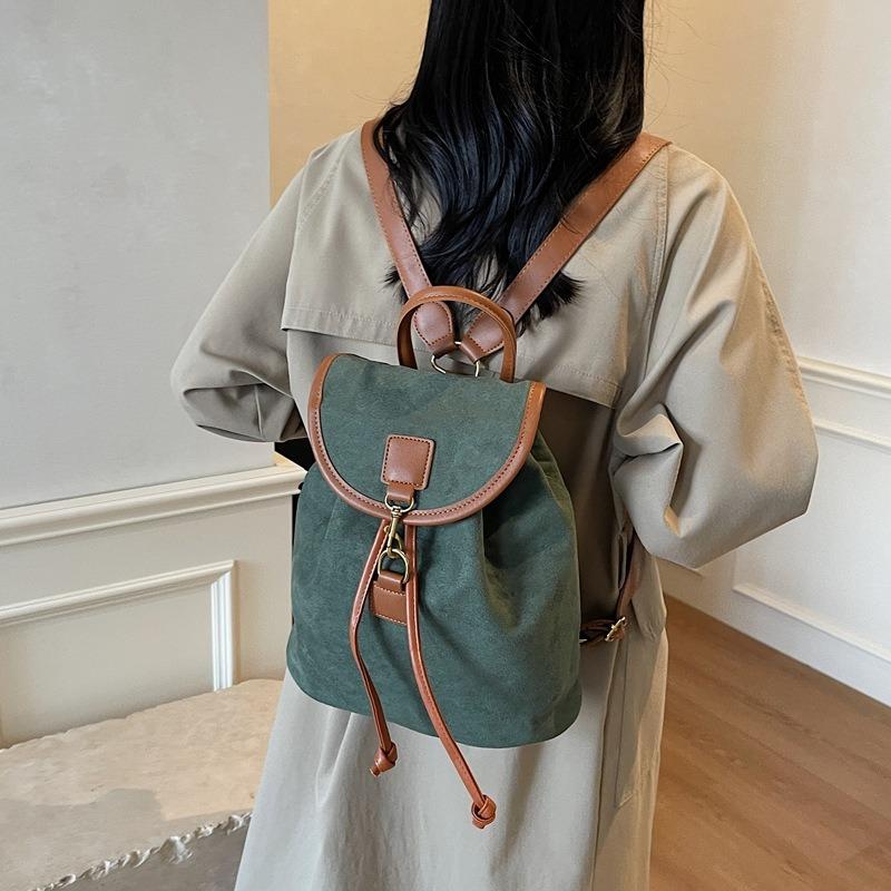 Fashion and Leisure Large-capacity Handbag Women's Bag New Suede Backpack Simple Travel Backpack