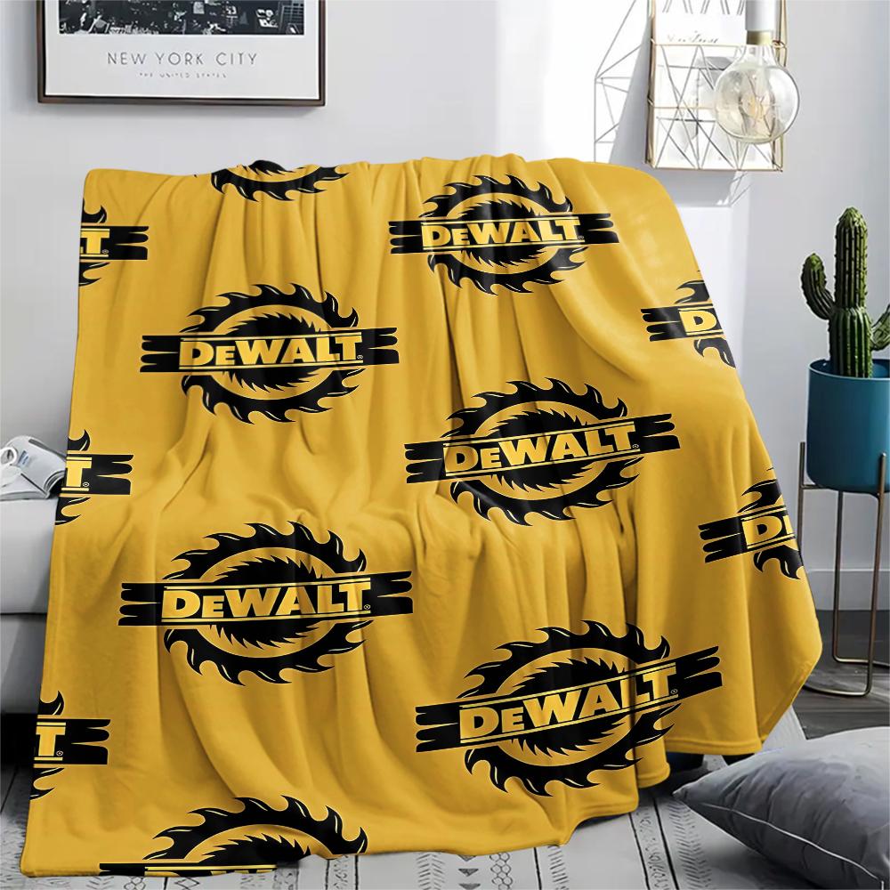1 шт. Фланелевое одеяло с принтом Dewalt, Высококачественное, Для всех сезонов, Декор для дома, Тепло и уют, Идеально для рождественских подарков