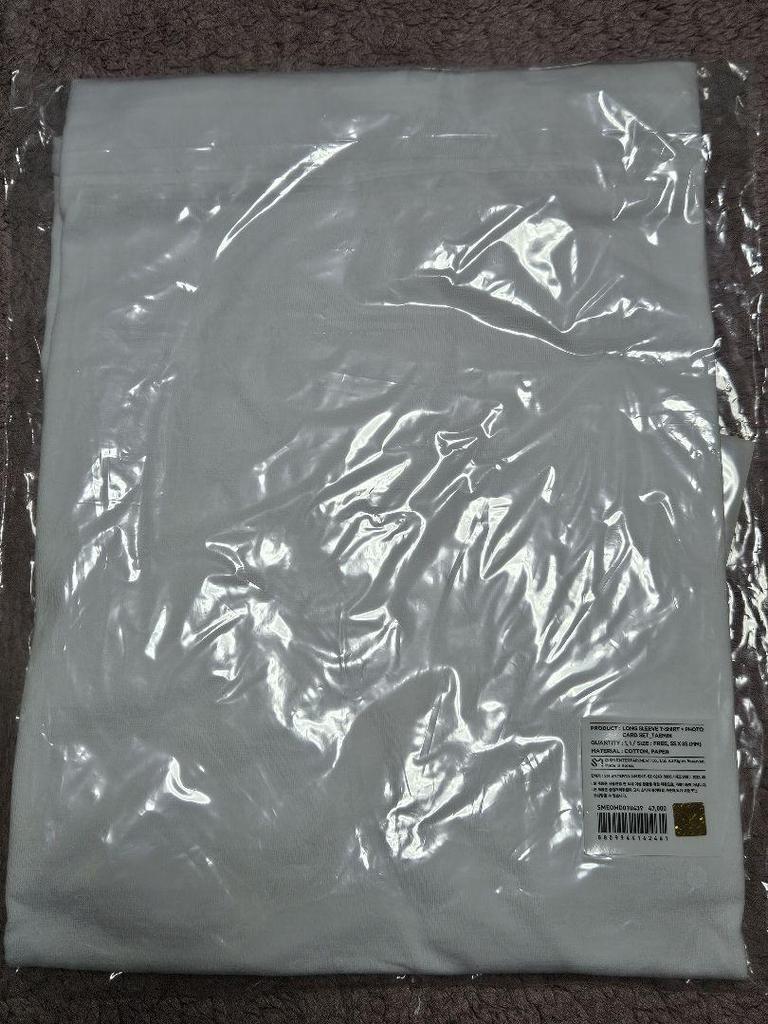 [USED] SHINee Long Sleeve T-shirt Taemin