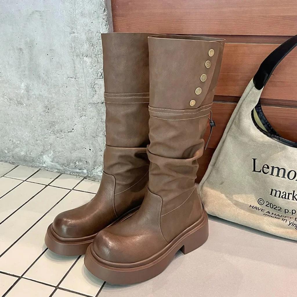 Женские ботинки, новые, плиссированные, на платформе, высокие, удобные, нескользящие, с круглым носком, длинные, водонепроницаемые, модные ботинки для поездок на работу