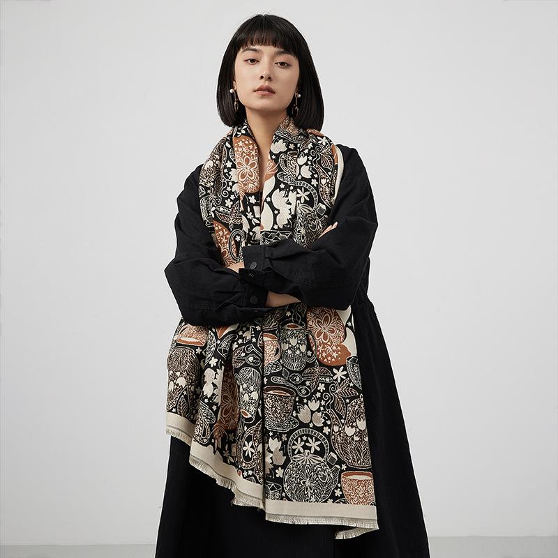 Retro Ethnic Style Color Matching Printed Scarf Female Fresh, Sweet And Auspicious Pattern Shawl Fashionable Warm Soft Scarf