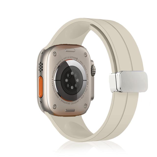 Strap For Apple watch ultra 3 2 band 44mm 45mm 49mm 40mm 41mm 46mm Magnetic Silicone Bracelet correa iWatch Series 8 se 9 10 11