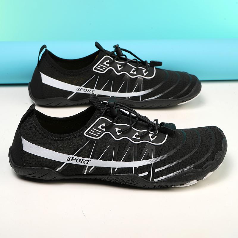 Fashion Quick Drying Beach Water Shoes Unisex Swimming Aqua Slippers Seaside Barefoot Surfing Upstream Sneakers Women Men Light Sandals