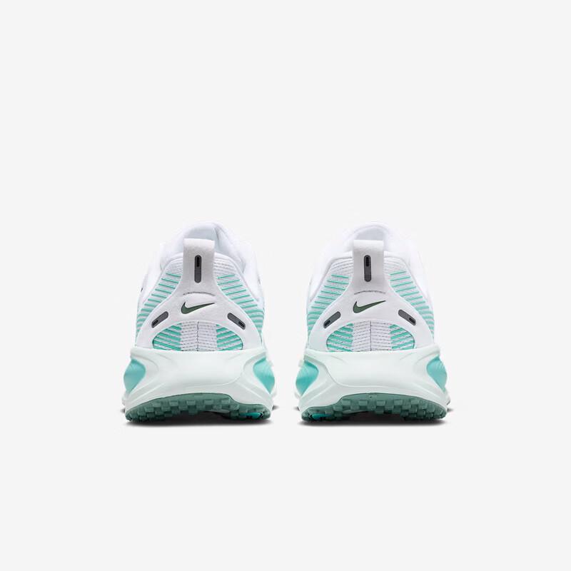 NIKE Women's Running Shoes, Maieru VOMERO 18 Sneakers
