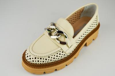 Перфорированные туфли с цепью 145 36 Бежевые кожа