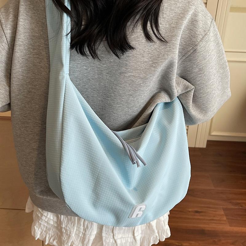 2025 niche design plaid new women's bag Korean version cloth bag dumpling bag simple large capacity shoulder messenger bag