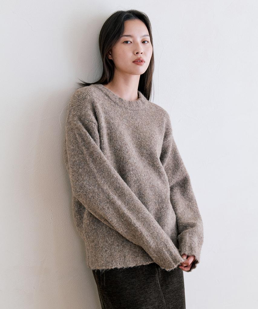 NOTIA Mild Round Neck Pullover - Beige