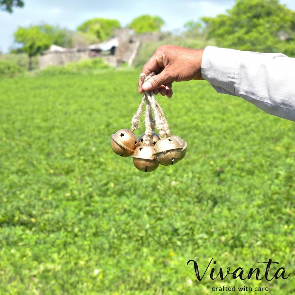 5-Piece Rustic Christmas Bell Set for DIY Holiday Decor, Vintage Sleigh and Witch Bells for Garden, Porch, and Tree Ornaments